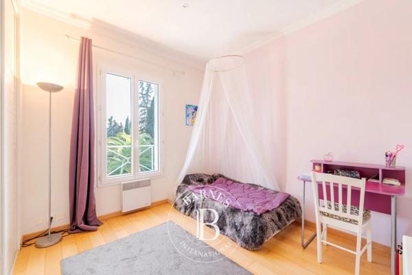 Valbonne, Villa 5 Chambres -  250 m² à vendre