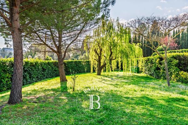 Valbonne, Villa 5 Chambres -  250 m² à vendre