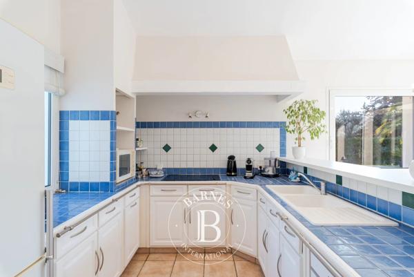 Valbonne, Villa 5 Chambres -  250 m² à vendre