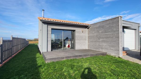 Maison La Chapelle Basse Mer 4 pièce(s) 90 m2