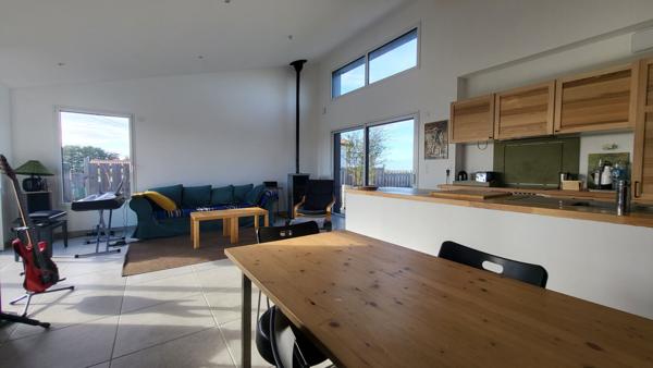 Maison La Chapelle Basse Mer 4 pièce(s) 90 m2