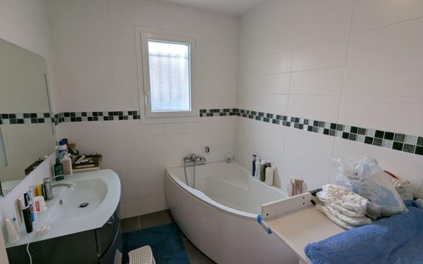 Maison à vendre    6 pièces • 124,30 m2 Ingré