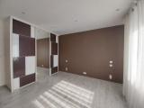 Maison  7 pièce(s)  4 chambre(s)  284 m²