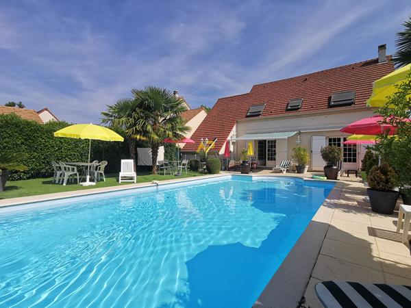 Maison Rare sur le marché €625 000 ** - Référence 1307