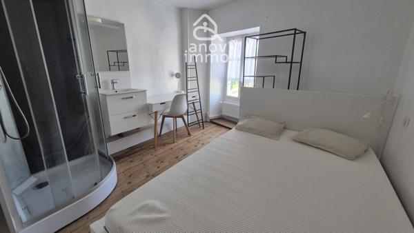 Maison
                                                                                                                                                                                                                                                                                                                        6 pièce(s)                                                                                                                                                                                                          4 chambre(s)                                                                                                                                                                                                          131  m²