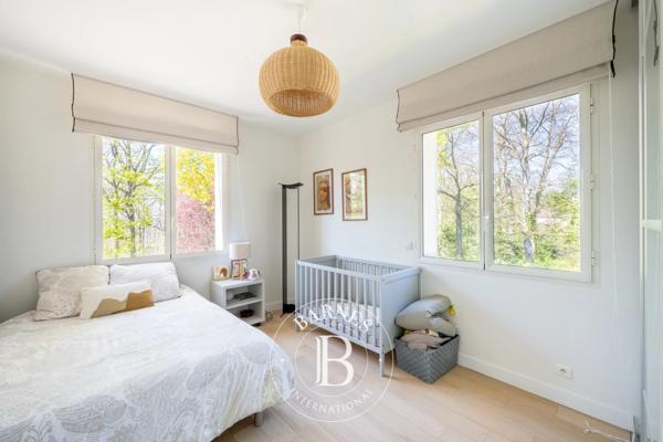 La Celle-Saint-Cloud, Maison 4 Chambres -  320 m² à vendre