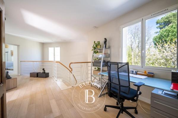 La Celle-Saint-Cloud, Maison 4 Chambres -  320 m² à vendre