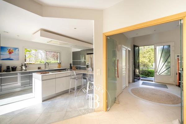 La Celle-Saint-Cloud, Maison 4 Chambres -  320 m² à vendre