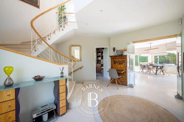 La Celle-Saint-Cloud, Maison 4 Chambres -  320 m² à vendre