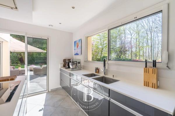 La Celle-Saint-Cloud, Maison 4 Chambres -  320 m² à vendre