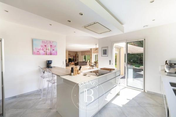 La Celle-Saint-Cloud, Maison 4 Chambres -  320 m² à vendre