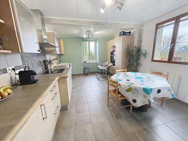 MADIÈRE A VENDRE MAISON AVEC VUE PYRÉNÉES, DOUBLE POTENTIEL D'HABITATION