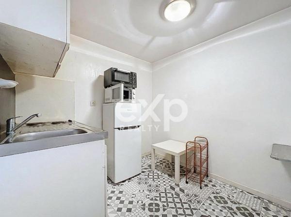 Maison organisée en 5 logements – 5 min métro L13 – Vendue libre