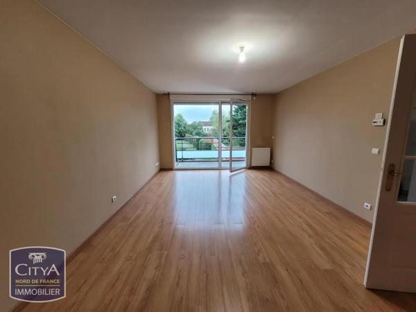Appartement à louer 2 pièces 50.96m² Douai (59500)