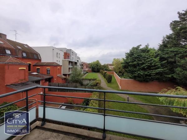 Appartement à louer 2 pièces 50.96m² Douai (59500)