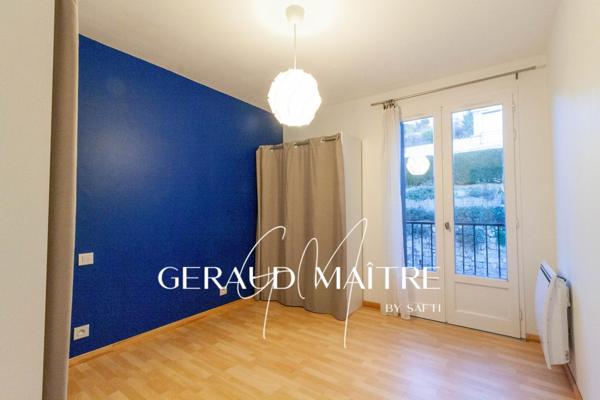 Apt 3 chambres, séjour avec cheminée, balcon vue viaduc, garage