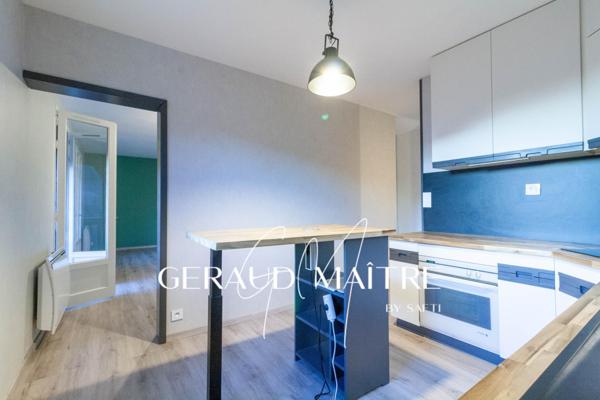 Apt 3 chambres, séjour avec cheminée, balcon vue viaduc, garage