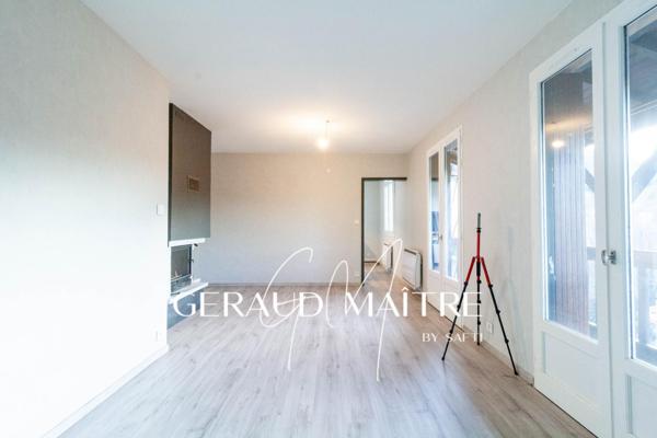 Apt 3 chambres, séjour avec cheminée, balcon vue viaduc, garage