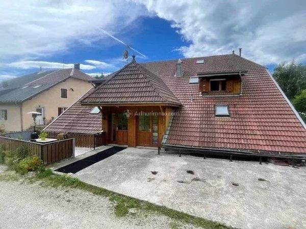 Vente Appartement 5 pièces 112 m2 à Les Hôpitaux-Neufs