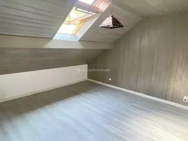 Vente Appartement 5 pièces 112 m2 à Les Hôpitaux-Neufs
