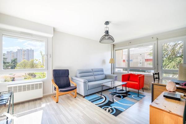 Appartement à vendre |  Oullins |  3 pièces | 70 m²