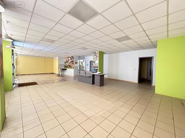 Fonds et/ou murs commerciaux à louer à Guer dans le Morbihan (56380), ref : 56046-L215