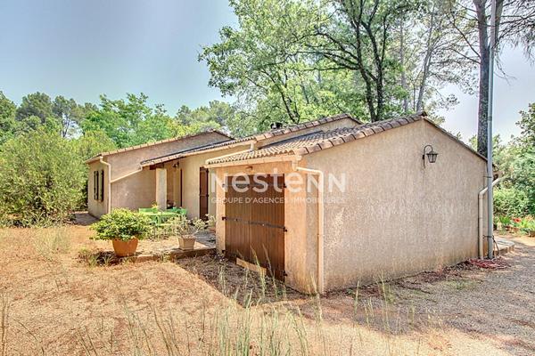 Exclusivité A VENDRE ! Maison de 92 m2 de plain pied + 10m² de dépendance + piscine le tout sur un terrain de 2 hectares!!