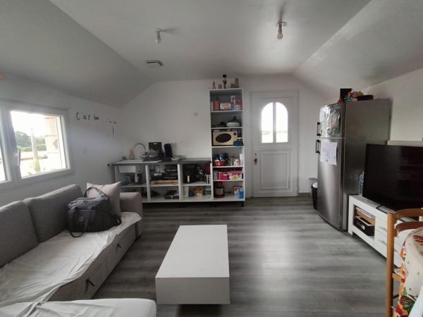 À vendre - Maison, 9 pièces située à Château-la-Vallière (37330)