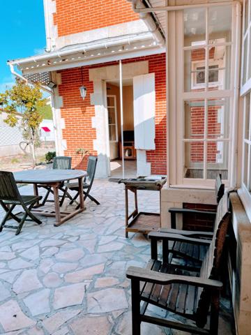 Vente Maison89 m² - 5 Pièces - SOULAC SUR MER (33780)