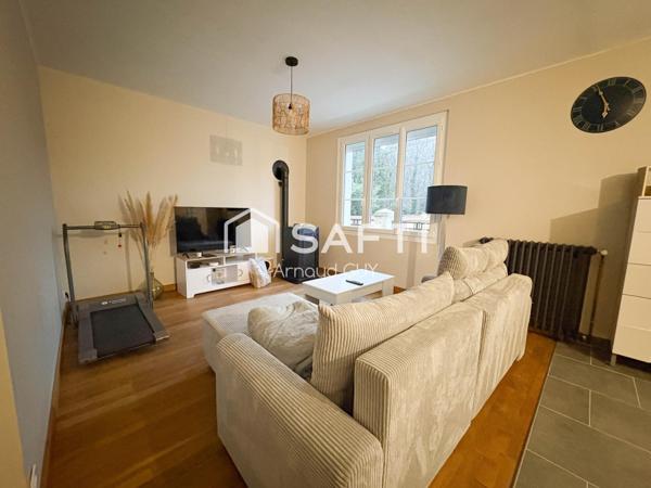 Secteur calme à proximité de toutes commodités.