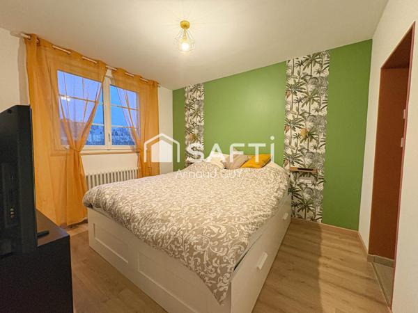 Secteur calme à proximité de toutes commodités.