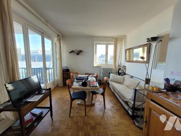 Appartement à vendre à Dinard (35800) en Ille-et-Vilaine (35)

Situé en hypercentre de Dinard...