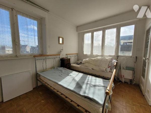 Appartement à vendre à Dinard (35800) en Ille-et-Vilaine (35)

Situé en hypercentre de Dinard...