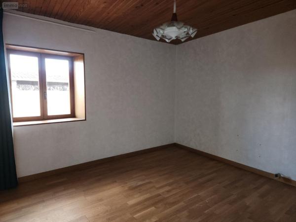 Maison à vendre à Laferté-sur-Aube en Haute-Marne (52120), ref : 10379/633   
Calme