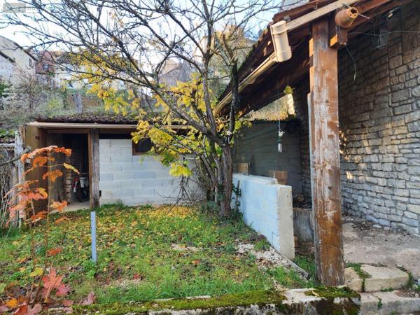 Maison à vendre à Laferté-sur-Aube en Haute-Marne (52120), ref : 10379/633   
Calme