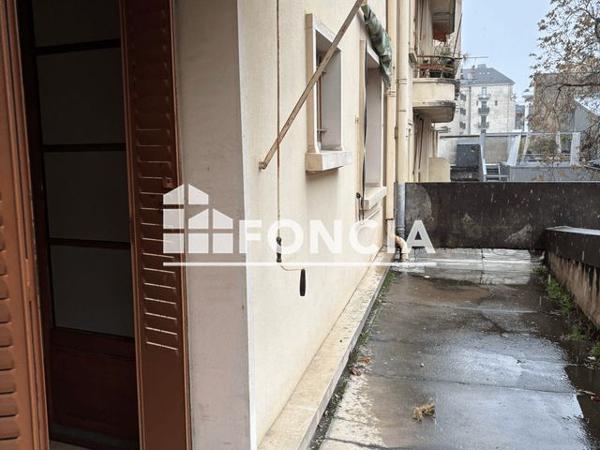 Location Local commercial 5 pièces 79.45 m² - 191 AVENUE DE LYON Chambery 73000