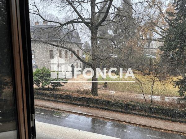 Location Local commercial 5 pièces 79.45 m² - 191 AVENUE DE LYON Chambery 73000