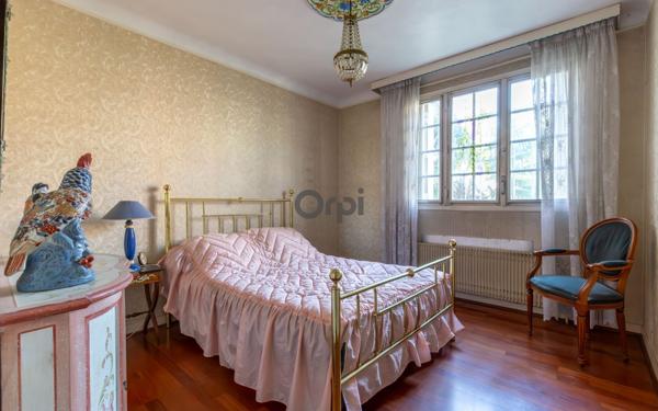 Maison à vendre    6 pièces • 154,24 m2 Champigny-sur-Marne