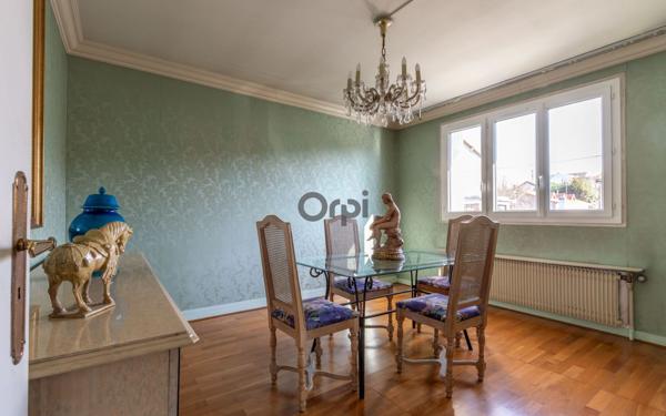 Maison à vendre    6 pièces • 154,24 m2 Champigny-sur-Marne