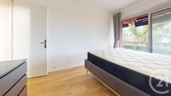Appartement F3 à vendre  3 pièces - 63 m 2   BIARRITZ  - 64