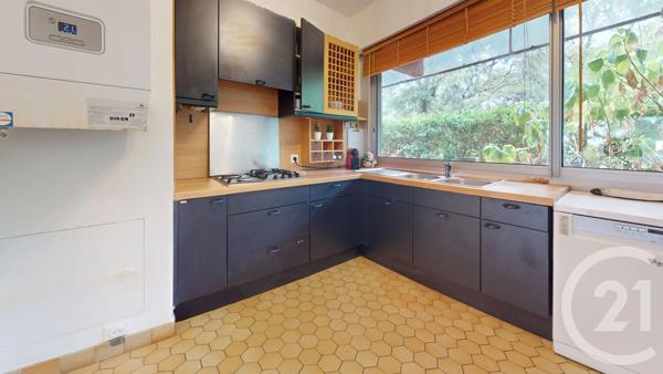 Appartement F3 à vendre  3 pièces - 63 m 2   BIARRITZ  - 64