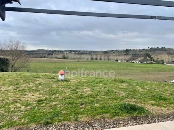 Maison de Plain-pied, 3 chambres, garage, jardin à CASTELJALOUX (47)