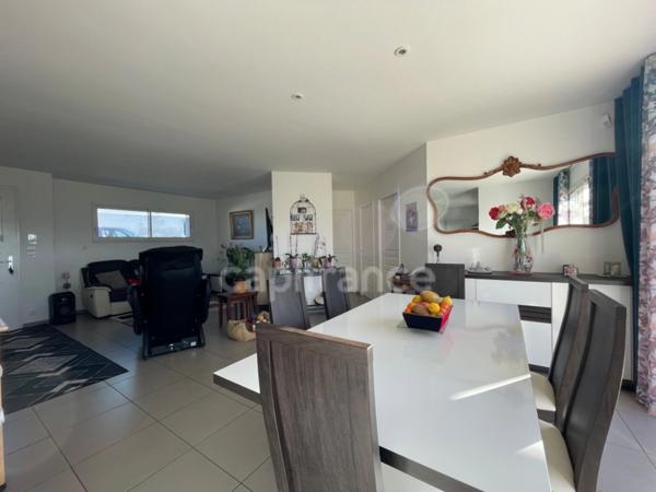 Maison de Plain-pied, 3 chambres, garage, jardin à CASTELJALOUX (47)