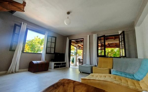 Maison à louer    5 pièces •  Saint-Paul