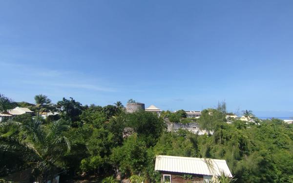 Maison à louer    5 pièces •  Saint-Paul