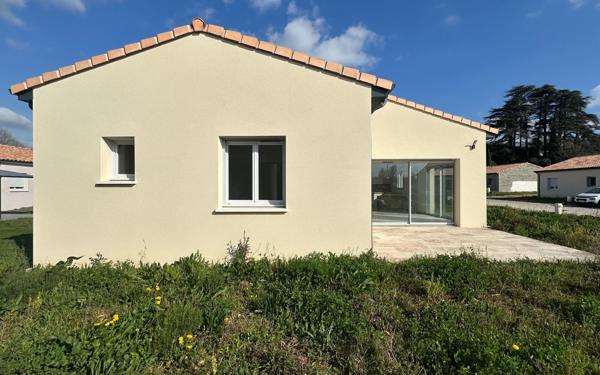 Maison à vendre    4 pièces • 111 m2 Loriol-sur-Drôme