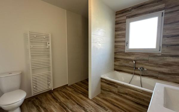 Maison à vendre    4 pièces • 111 m2 Loriol-sur-Drôme