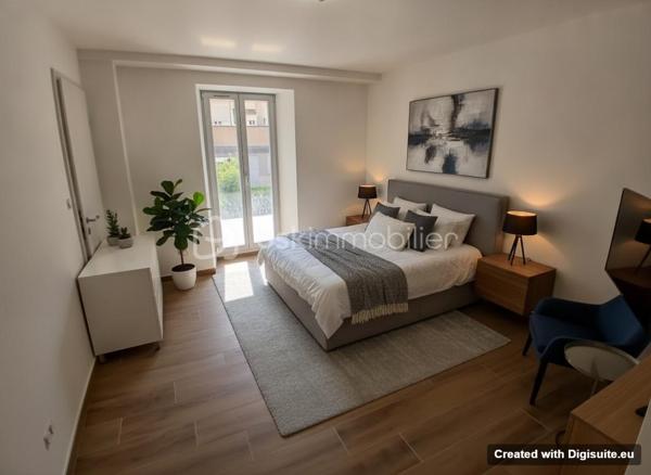 Venez découvrir dans une ambiance chaleureuse votre futur appartement type 3 neuf, situé au premier étage, proche centre-ville (tarragnoz) et son environnement sympa, avec la véloroute à proximité, pour faire des ballades à pieds ou en vélo....
Imaginez vous.....dans cet appartement qui vous propose: une entrée avec une porte blindée, possible d'aménager un placard à l'entrée, votre espace de vie avec son accès sur une terrasse de 10m2 et sa vue sur le bassin, deux chambres spacieuses, une salle d'eau équipée avec douche, un cabinet de toilette et lave-main.
Votre appartement possède un chauffage individuel en aérothermie+ clim réversible en basse consommation, une place de parking privative dans cour et des frais de notaire réduit, honoraires inclus charge vendeur.
Pour information, les photos en annonce sont du home-staging virtuel d'aménagement intérieur pour un visuel meublé.
Renseignements et rendez vous du lundi au samedi de 8h à 20 h