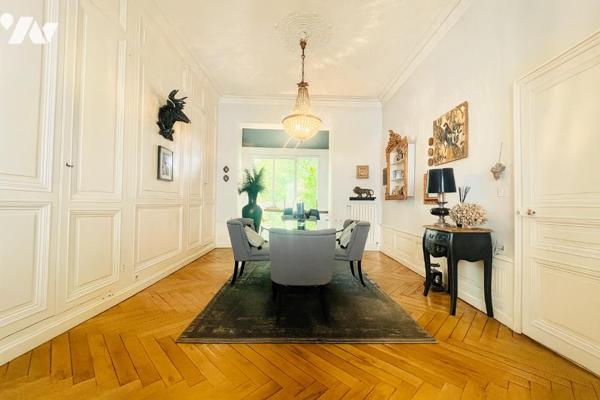 Tours Hyper Centre - Maison de caractère