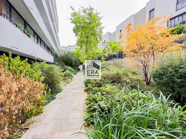 Studio avec balcon Paris 39 m2